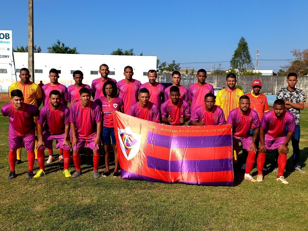 Equipe adulta da Associação Desportiva Colorado